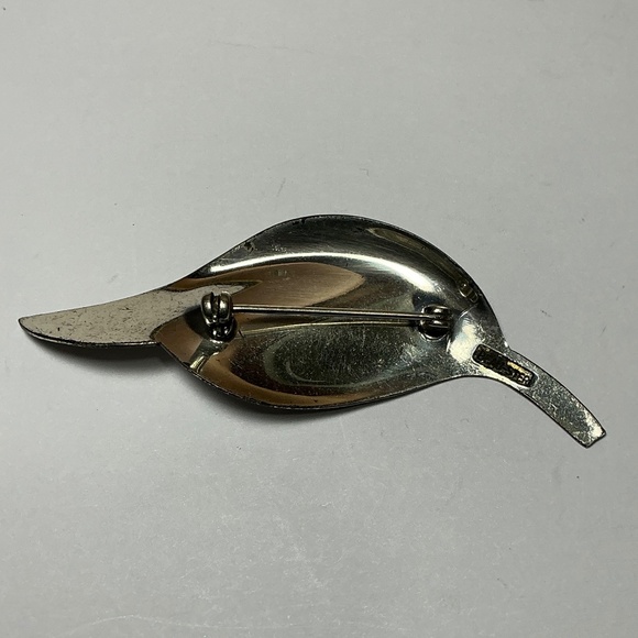 Beau Sterling Leaf 🍃 Brooch. 2.25 inches long - Picture 4 of 6